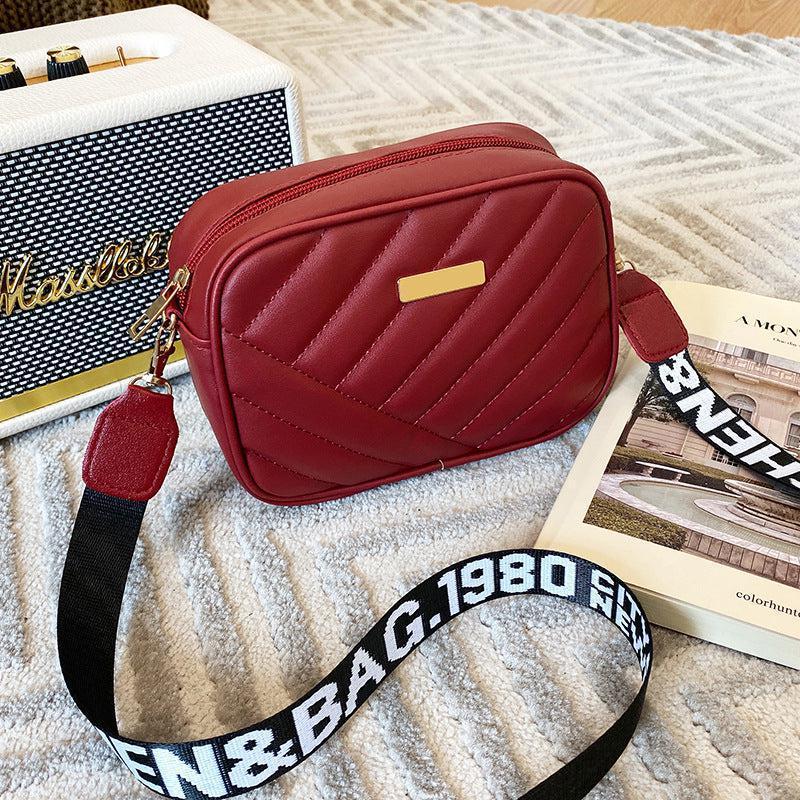 ✨ "Trendy Textured Crossbody Bag – Minimal Style, Maximum Charm + FREE Delivery"