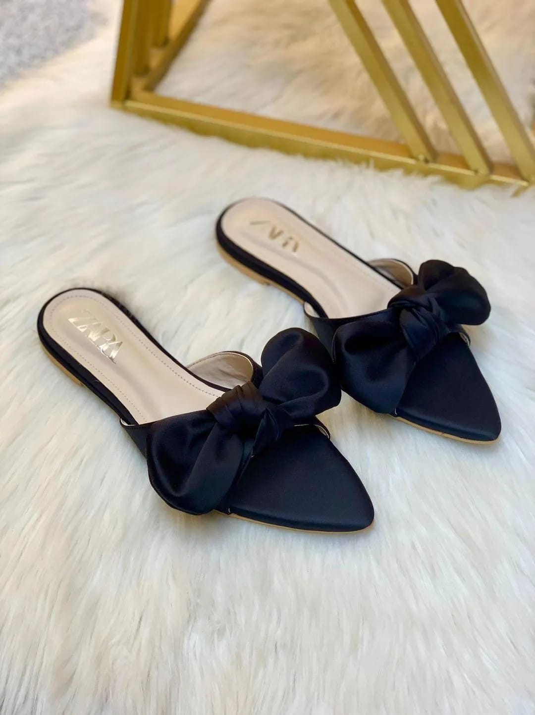 “GlamHivePK™ Elegant Black Bow Flats – Stylish Formal Wear for Women 🎀 | Free Delivery 🚚”