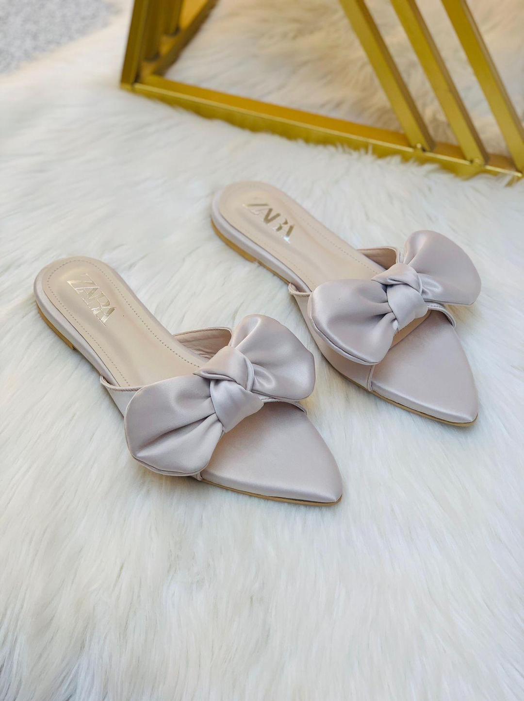 “GlamHivePK™ Everyday Comfort Flats – Plain Casual Style for Women 👡 | Free Delivery 🚚”