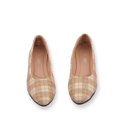GlamHive™ Off White Printed Pumps – Elegant Charm & All-Day Comfort in One Step