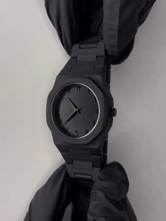 "Men’s Black Stainless Steel Analogue Watch – Bold, Sleek & Durable (Free Delivery)"